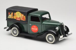 Ford Bache Coca-Cola Solido 1:18 9513 Kovina – slika 6 od 8