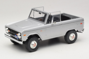 Ford Bronco Speed Movie GreenLight 1:18 19074 Kovina – slika 2 od 7