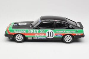 Ford Capri Mk2 3.0S #10 W. Graham Fabergé Racing 2nd Place Oulton Park BSCC 1979 Minichamps 1:18 155798610 Kovina – slika 3 od 6