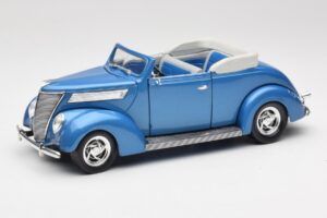 Ford Kabriolet Moder Road Signature 1:18 92238 Kovina