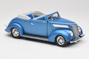 Ford Kabriolet Moder Road Signature 1:18 92238 Kovina – slika 6 od 8