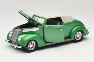 Ford Kabriolet Zelen Road Signature 1:18 92239 Kovina – slika 2 od 8