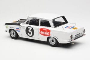 Ford Cortina Mk1 #3 P. Hughes / B. Young African Safari Rally 1964 AUTOart 1:18 86428 Kovina – slika 7 od 8