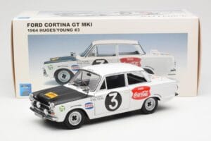 Ford Cortina Mk1 #3 P. Hughes / B. Young African Safari Rally 1964 AUTOart 1:18 86428 Kovina – slika 8 od 8