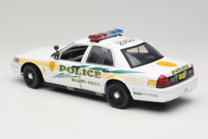 Ford Crown Victoria Police Interceptor CSI Miami GreenLight 1:18 13514 Kovina – slika 5 od 6