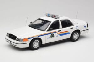 Ford Crown Victoria RCMP Police Car AUTOart 1:18 72706 Kovina