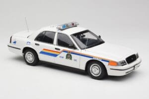 Ford Crown Victoria RCMP Police Car AUTOart 1:18 72706 Kovina – slika 6 od 8