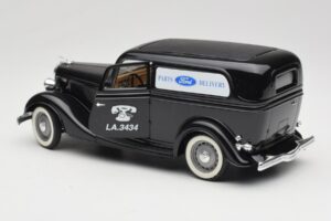 Ford Delivery Truck Ford Parts Črna Solido 1:18 8417 Kovina – slika 5 od 8