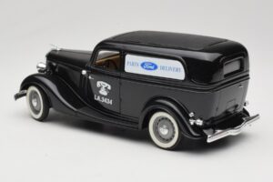 Ford Delivery Truck Ford Parts Črna Solido 1:18 8417 Kovina – slika 7 od 8