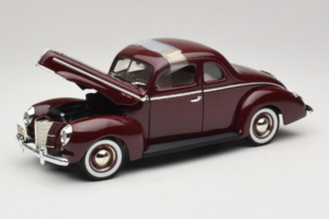 Ford Deluxe Coupe Temno Rdeč ERTL 1:18 7936 Kovina – slika 2 od 7