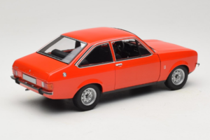 Ford Escort Mk2 Oranžen Minichamps 1:18 150085100 Kovina – slika 3 od 8