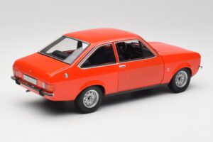 Ford Escort Mk2 Signal Orange Minichamps 1:18 150084100 Kovina – slika 3 od 8