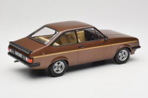 Ford Escort Mk2 RS 2000 Brown Metallic MCG 1:18 MCG18530 Kovina – slika 2 od 6