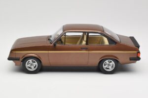 Ford Escort Mk2 RS 2000 Brown Metallic MCG 1:18 MCG18530 Kovina – slika 3 od 6