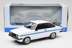 Ford Escort Mk2 RS 2000 Bel MCG 1:18 MCG18439 Kovina – slika 6 od 6