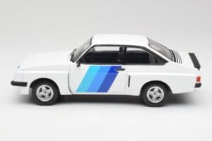 Ford Escort Mk2 RS 2000 X-Pack Diamond Bel & Modra Decor MCG 1:18 MCG18351 Kovina – slika 3 od 6