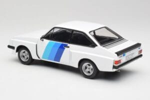 Ford Escort Mk2 RS 2000 X-Pack Diamond Bel & Modra Decor MCG 1:18 MCG18351 Kovina – slika 5 od 6
