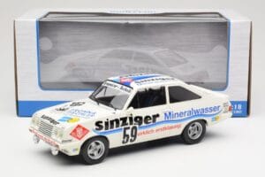 Ford Escort Mk2 RS2000 #59 H. Heyer / A. Hahne / K. Ludwig 24 Hours Nürburgring 1982 MCG 1:18 MCG18438R Kovina – slika 6 od 6