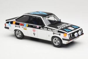 Ford Escort Mk2 RS2000 #9 R. Clark / S. Porter Tour of Britain 1976 MCG 1:18 MCG18437R Kovina – slika 4 od 6