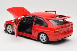 Ford Escort Mk5 RS Cosworth Rdeč UT Models 1:18 180082102 Kovina – slika 5 od 8