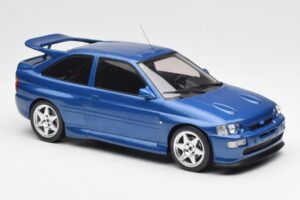 Ford Escort RS Cosworth Moder IXO 1:18 18CMC180 Kovina – slika 4 od 6