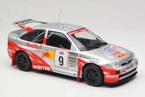 Ford Escort RS Cosworth #9 A. Vatanen Rally Acropolis 1994 IXO 1:18 18RMC108 Kovina – slika 4 od 6