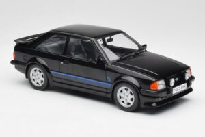 Ford Escort RS Turbo Zasebni Avto Princese Diane Črn MCG 1:18 MCG18420 Kovina – slika 4 od 6