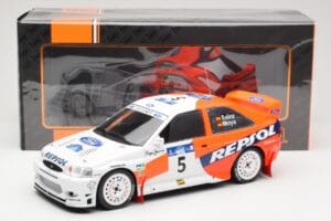 Ford Escort WRC #5 C. Sainz / L. Moya Winner Acropolis Rally 1997 IXO 1:18 18RMC172A Kovina – slika 6 od 6
