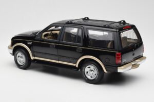 Ford Expedition Eddie Bauer Črn UT Models 1:18 22710 Kovina – slika 6 od 7