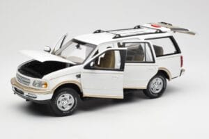 Ford Expedition Eddie Bauer Bel UT Models 1:18 22712 Kovina – slika 2 od 8