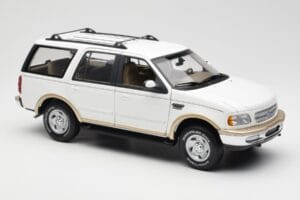 Ford Expedition Eddie Bauer Bel UT Models 1:18 22712 Kovina – slika 6 od 8