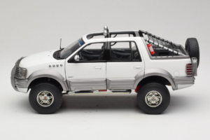 Ford Expedition Himalaya White AUTOart 1:18 72781 Kovina – slika 4 od 8