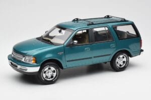 Ford Expedition XLT Zelen Metalik UT Models 1:18 22717 Kovina