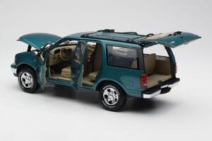Ford Expedition XLT Zelen Metalik UT Models 1:18 22717 Kovina – slika 5 od 8