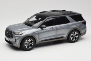 Ford Explorer Siv OEM 1:18 FORD2020 Kovina