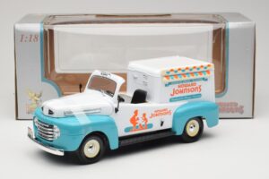 Ford F-1 Howard Johnson's Ice Cream Road Signature 1:18 92229 Kovina – slika 6 od 6