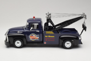 Ford F-100 Vlečno Vozilo Bob's Towing Welly 1:18 19834-W Kovina – slika 3 od 6
