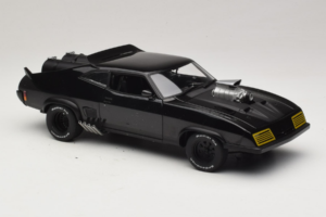 Ford Falcon XB Interceptor Mad Max 2 The Road Warrior AUTOart 1:18 72745 Kovina – slika 6 od 8