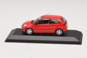 Ford Fiesta Mk5 2-Door Rdeč Minichamps 1:43 FIESTA004 Kovina