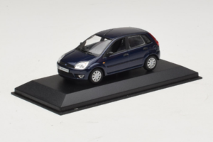 Ford Fiesta Mk5 4-Door Temno Moder Minichamps 1:43 FIESTA001 Kovina – slika 2 od 4