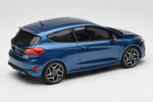Ford Fiesta Mk8 ST Modra DNA 1:18 DNA000092 Smola – slika 2 od 6