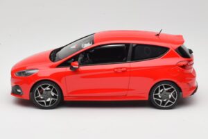 Ford Fiesta Mk8 ST Rdeč DNA 1:18 DNA000093 Smola – slika 3 od 6