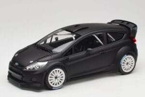 Ford Fiesta RS WRC Street Mk7 Mat Črn Minichamps 1:18 151110892 Kovina