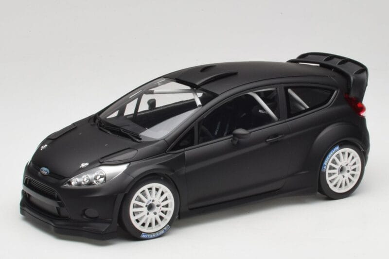 Ford Fiesta RS WRC Street Mk7 Mat Črn Minichamps 1:18 151110892 Kovina