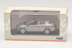 Ford Focus Mk2 CC Siva Minichamps 1:43 FORD005 Kovina – slika 4 od 4