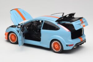 Ford Focus RS LM Classic Edition Gulf 1968 Ford GT40 Tribute Minichamps 1:18 100080068 Kovina – slika 5 od 8
