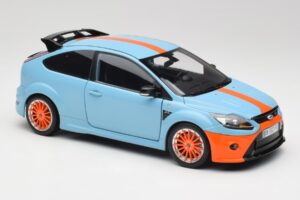 Ford Focus RS LM Classic Edition Gulf 1968 Ford GT40 Tribute Minichamps 1:18 100080068 Kovina – slika 6 od 8