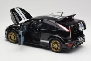 Ford Focus RS LM Classic Edition Panther Black 1966 Ford Mk II Tribute Minichamps 1:18 100080066 Kovina – slika 5 od 8