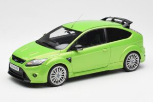 Ford Focus RS Mk2 Zelen Otto 1:18 OT381 Smola