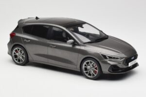 Ford Focus ST Mk4 Siv MCG 1:18 MCG18454 Kovina – slika 4 od 6
